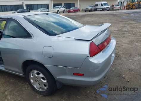 1999 Honda Accord Ex z USA, uszkodzony, nr VIN 1HGCG3255XA025968